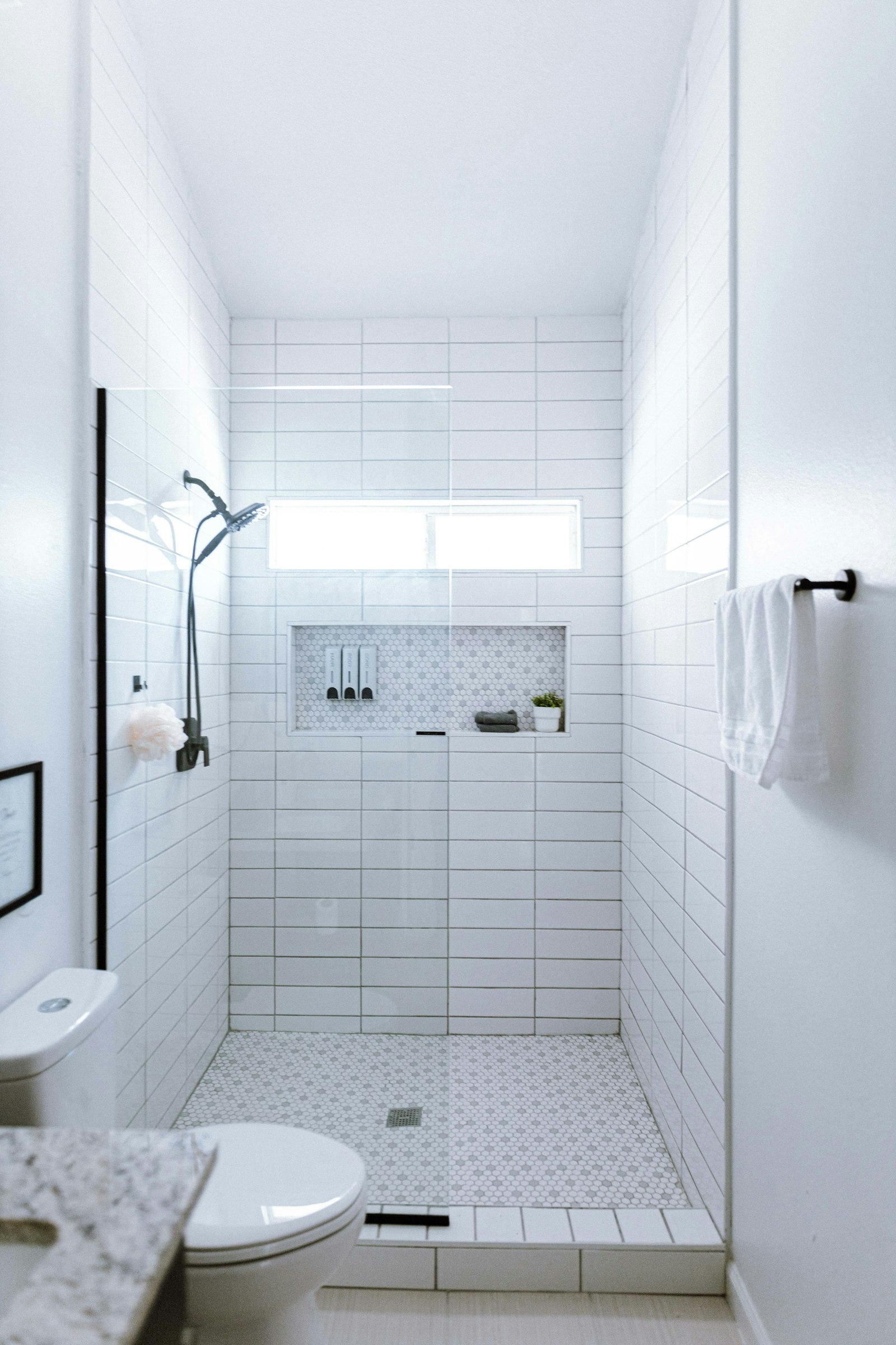 Neues Familienbad mit bodengleicher Dusche